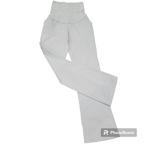 Two Hearts Maternity over the belly straight leg khakis, size: M - Picture 1 of 12